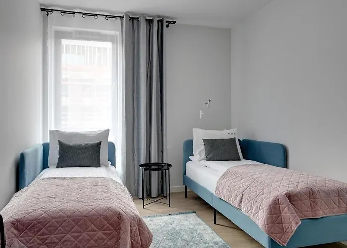 Premium Mustang With Parking By Lion Gdańsk