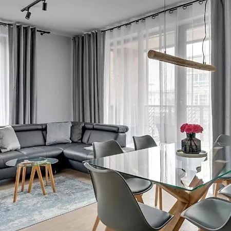 公寓 Premium Mustang With Parking By Lion 格但斯克